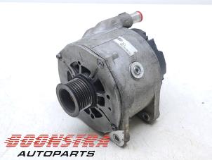 Gebruikte Dynamo Renault Espace (JK) 2.0 16V Turbo Prijs € 194,95 Margeregeling aangeboden door Boonstra Autoparts