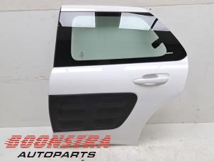 Gebruikte Deur 4Deurs links-achter Citroen C4 Cactus (0B/0P) 1.2 PureTech 82 12V Prijs € 149,00 Margeregeling aangeboden door Boonstra Autoparts