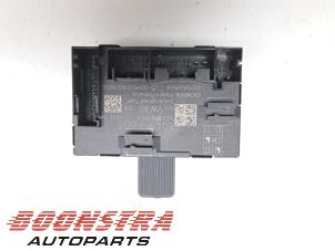 Gebruikte Centrale Deurvergrendelings Module Volkswagen Crafter (SY) 2.0 TDI FWD Prijs € 24,95 Inclusief btw aangeboden door Boonstra Autoparts