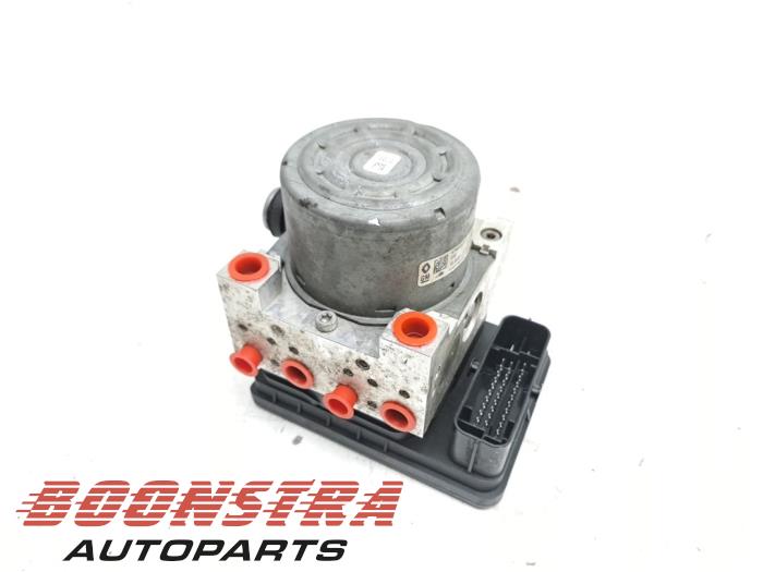 Gebruikte ABS Pomp Renault Trafic (1FL/2FL/3FL/4FL) 2.0 dCi 16V 145 Prijs € 154,95 Inclusief btw aangeboden door Boonstra Autoparts