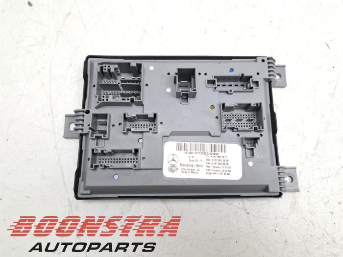 Gebruikte Module Bodycontrol Mercedes GLE (V167) 400d 2.9 4-Matic Prijs € 124,95 Margeregeling aangeboden door Boonstra Autoparts