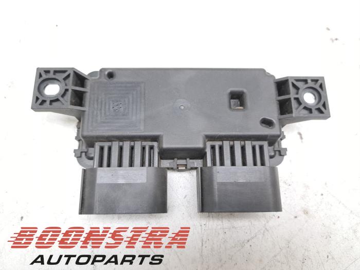 Gebruikte Brandstofpomp module Mercedes GLE (V167) 400d 2.9 4-Matic Prijs € 24,95 Margeregeling aangeboden door Boonstra Autoparts
