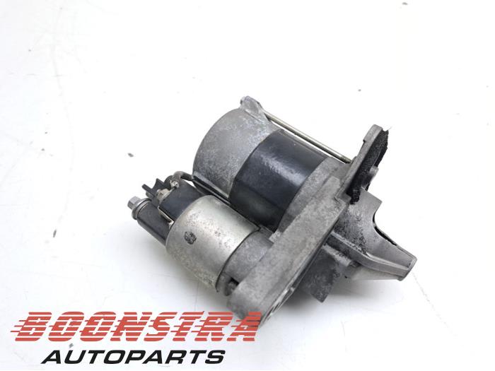 Gebruikte Startmotor Renault Captur I (2R) 0.9 Energy TCE 12V Prijs € 24,95 Margeregeling aangeboden door Boonstra Autoparts