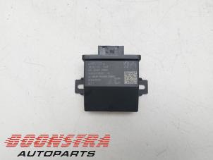 Gebruikte Computer Verlichting Opel Grandland (X) 1.6 Turbo 16V Hybrid Prijs € 119,95 Margeregeling aangeboden door Boonstra Autoparts