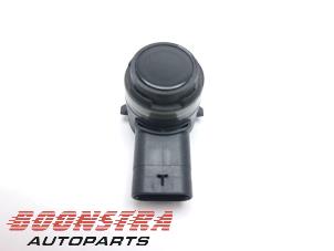 Gebruikte PDC Sensor Tesla Model 3 Standard RWD Plus, Long Range RWD Prijs € 24,95 Margeregeling aangeboden door Boonstra Autoparts