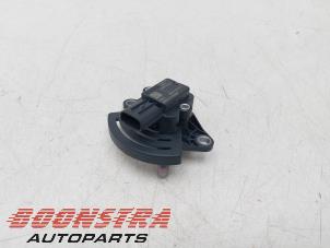 Gebruikte Sensor (overige) Toyota Yaris IV (P21/PA1/PH1) 1.5 12V Hybrid 115 Prijs € 49,95 Margeregeling aangeboden door Boonstra Autoparts