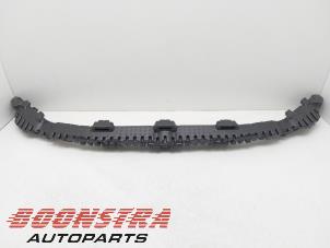 Nieuwe Bumperbalk voor BMW X3 (G01) xDrive 20i 2.0 TwinPower Turbo 16V Prijs € 84,95 Inclusief btw aangeboden door Boonstra Autoparts