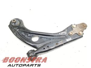 Gebruikte Draagarm rechts-voor Peugeot 5008 II (M4/MC/MJ/MR) 1.5 BlueHDi 130 Prijs € 24,95 Margeregeling aangeboden door Boonstra Autoparts