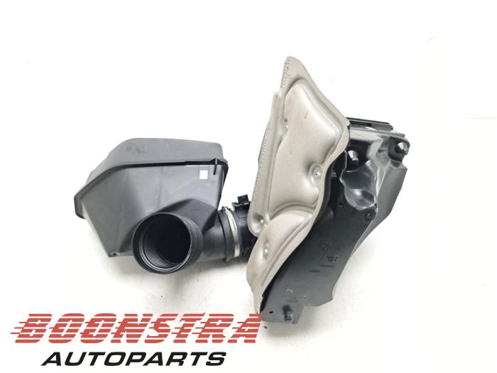 Gebruikte Luchtfilterhuis BMW 4 serie (G23) 420i 2.0 TwinPower Turbo 16V Prijs € 194,94 Inclusief btw aangeboden door Boonstra Autoparts