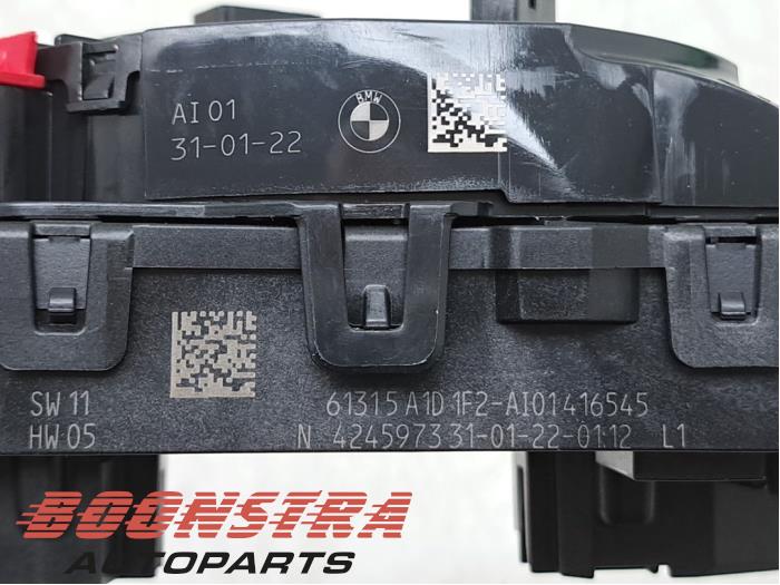 Combischakelaar Stuurkolom van een BMW 4 serie (G23) 420i 2.0 TwinPower Turbo 16V 2022