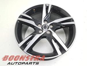 Gebruikte Velg Volvo XC40 (XZ) 2.0 B4 16V Mild Hybrid Autom. Prijs € 244,95 Margeregeling aangeboden door Boonstra Autoparts