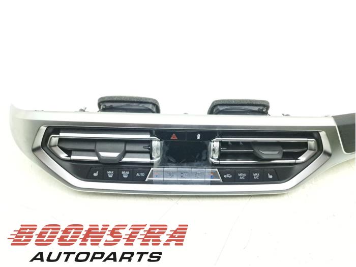 Airco bedieningspaneel van een BMW 4 serie (G23) 420i 2.0 TwinPower Turbo 16V 2022