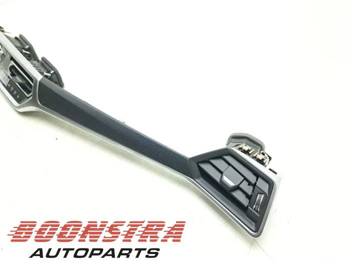 Airco bedieningspaneel van een BMW 4 serie (G23) 420i 2.0 TwinPower Turbo 16V 2022