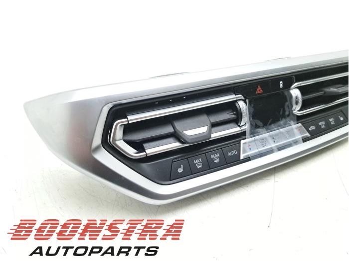 Airco bedieningspaneel van een BMW 4 serie (G23) 420i 2.0 TwinPower Turbo 16V 2022