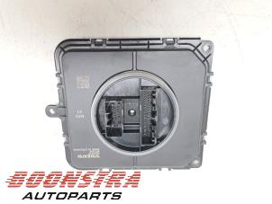 Gebruikte Module LED koplamp Volvo XC40 (XZ) 2.0 B4 16V Mild Hybrid Autom. Prijs € 129,00 Margeregeling aangeboden door Boonstra Autoparts