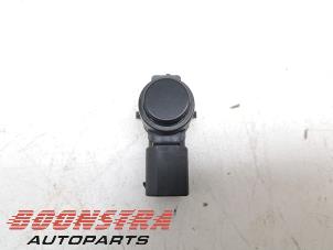 Gebruikte Parkeersensor Opel Vivaro 2.0 Diesel 145 Prijs € 24,95 Inclusief btw aangeboden door Boonstra Autoparts