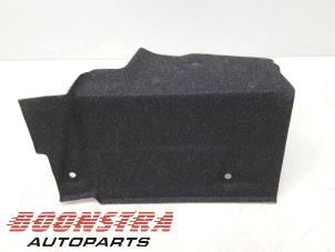 Gebruikte Kofferbakbekleding links BMW 4 serie (G23) 420i 2.0 TwinPower Turbo 16V Prijs € 39,94 Inclusief btw aangeboden door Boonstra Autoparts