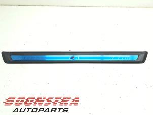 Gebruikte Sierstrip BMW 4 serie (G23) 420i 2.0 TwinPower Turbo 16V Prijs € 24,94 Inclusief btw aangeboden door Boonstra Autoparts