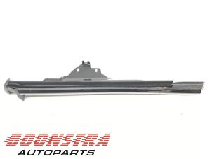 Gebruikte Carrosserielijst BMW 4 serie (G23) 420i 2.0 TwinPower Turbo 16V Prijs € 39,94 Inclusief btw aangeboden door Boonstra Autoparts