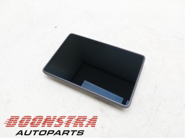 Gebruikte Display Interieur Tesla Model 3 Long Range, Performance AWD Prijs € 399,00 Margeregeling aangeboden door Boonstra Autoparts