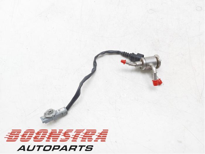 Gebruikte Adblue injector Renault Trafic (1FL/2FL/3FL/4FL) 2.0 dCi 16V 110 Prijs € 60,44 Inclusief btw aangeboden door Boonstra Autoparts
