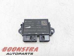 Gebruikte PDC Module Renault Trafic (1FL/2FL/3FL/4FL) 2.0 dCi 16V 110 Prijs € 42,29 Inclusief btw aangeboden door Boonstra Autoparts