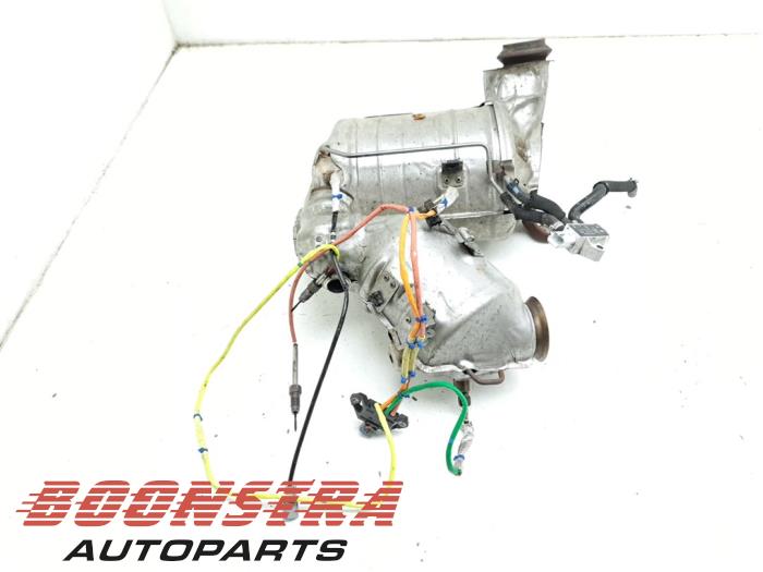 Gebruikte Roetfilter Renault Trafic (1FL/2FL/3FL/4FL) 2.0 dCi 16V 110 Prijs € 839,68 Inclusief btw aangeboden door Boonstra Autoparts