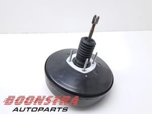 Gebruikte Rembekrachtiger Renault Trafic (1FL/2FL/3FL/4FL) 2.0 dCi 16V 110 Prijs € 59,29 Inclusief btw aangeboden door Boonstra Autoparts