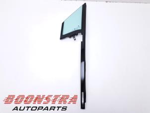 Gebruikte Driehoeks Ruit links-voor BMW iX (I20) xDrive40 77 kWh Prijs € 120,95 Margeregeling aangeboden door Boonstra Autoparts