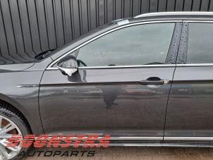 Gebruikte Deur 4Deurs links-voor Volkswagen Passat Variant (3G5) 1.5 TSI 16V Prijs € 695,00 Margeregeling aangeboden door Boonstra Autoparts