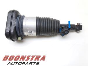 Gebruikte Schokbrekerpoot links-achter BMW X5 (G05) xDrive50e 3.0 24V Prijs € 1.349,00 Inclusief btw aangeboden door Boonstra Autoparts