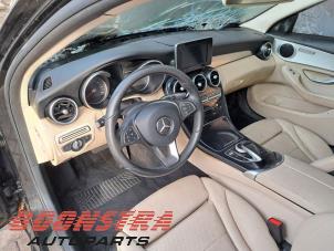 Gebruikte Airbag knie links Mercedes C (W205) C-180 1.6 16V Prijs € 249,00 Margeregeling aangeboden door Boonstra Autoparts