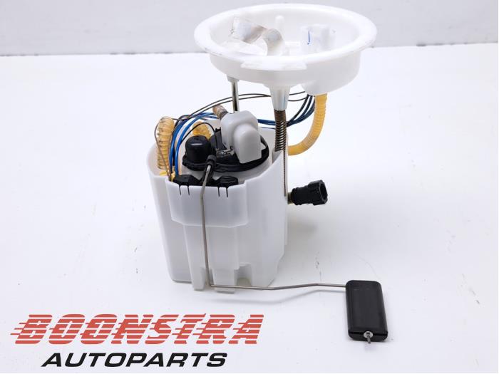 Gebruikte Tank element Pomp Mini Countryman (F60) 2.0 16V John Cooper Works ALL4 Prijs € 69,95 Inclusief btw aangeboden door Boonstra Autoparts