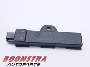 Gebruikte Keyless entry antenne Mini Countryman (F60) 2.0 16V John Cooper Works ALL4 Prijs € 24,95 Inclusief btw aangeboden door Boonstra Autoparts