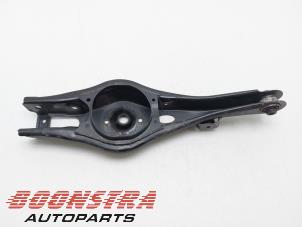 Gebruikte Draagarm rechts-achter Hyundai Kona (OS) 64 kWh Prijs € 119,95 Margeregeling aangeboden door Boonstra Autoparts