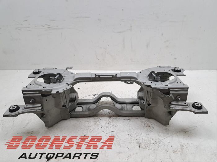 Usagé Subframe Opel Grandland (X) 1.6 Turbo 16V Hybrid Prix € 744,95 Règlement à la marge proposé par Boonstra Autoparts
