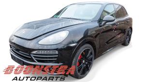 Gebruikte Buitenspiegel links Porsche Cayenne II (92A) 4.2 S Diesel V8 32V Prijs € 399,00 Margeregeling aangeboden door Boonstra Autoparts