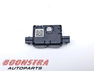 Gebruikte Antenne Versterker BMW X5 (G05) xDrive50e 3.0 24V Prijs € 30,19 Inclusief btw aangeboden door Boonstra Autoparts