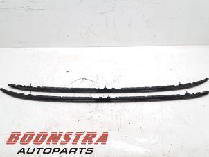 Gebruikte Dakrail set BMW X5 (G05) xDrive50e 3.0 24V Prijs € 395,00 Inclusief btw aangeboden door Boonstra Autoparts