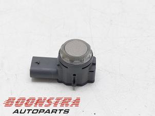 Gebruikte PDC Sensor Landrover Range Rover Sport (L1) 3.0 P510e Prijs € 24,95 Margeregeling aangeboden door Boonstra Autoparts