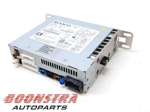 Gebruikte Module Navigatie Renault Kadjar (RFEH) 1.2 Energy TCE 130 Prijs € 349,00 Margeregeling aangeboden door Boonstra Autoparts