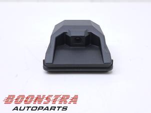 Gebruikte Camera voorzijde Renault Kadjar (RFEH) 1.2 Energy TCE 130 Prijs € 139,95 Margeregeling aangeboden door Boonstra Autoparts