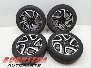 Gebruikte Velgen set + banden Renault Captur (2R) 0.9 Energy TCE 12V Prijs € 399,00 Margeregeling aangeboden door Boonstra Autoparts