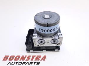 Gebruikte ABS Pomp Audi Q2 (GAB/GAG) 1.0 TFSI 12V Prijs € 34,95 Margeregeling aangeboden door Boonstra Autoparts