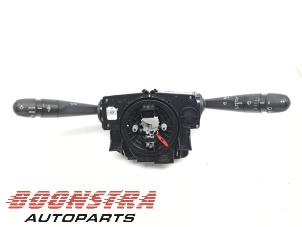 Gebruikte Combischakelaar Stuurkolom Fiat 600 (365) 1.2 Hybrid 100 Prijs € 124,95 Margeregeling aangeboden door Boonstra Autoparts