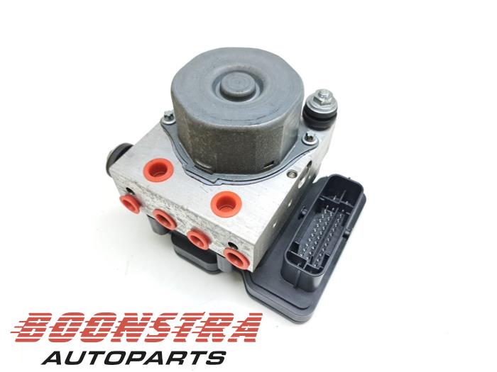 Gebruikte ABS Pomp Renault Captur I (2R) 0.9 Energy TCE 12V Prijs € 44,95 Margeregeling aangeboden door Boonstra Autoparts