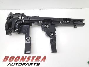 Gebruikte Bumperdeel links-achter Mini Mini (F56) 2.0 16V John Cooper Works Prijs € 30,19 Inclusief btw aangeboden door Boonstra Autoparts