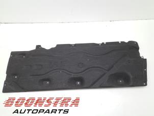 Gebruikte Beschermplaat bodem Mini Mini (F56) 2.0 16V John Cooper Works Prijs € 39,95 Inclusief btw aangeboden door Boonstra Autoparts