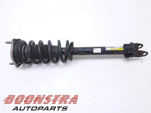 Gebruikte Mac Phersonpoot links-voor Mercedes C (C205) C-250 2.0 16V Prijs € 149,95 Margeregeling aangeboden door Boonstra Autoparts