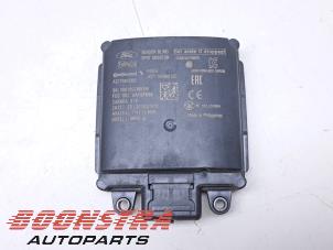 Gebruikte Side assist sensor Ford Focus 4 1.0 Ti-VCT EcoBoost 12V 125 Prijs € 149,95 Margeregeling aangeboden door Boonstra Autoparts